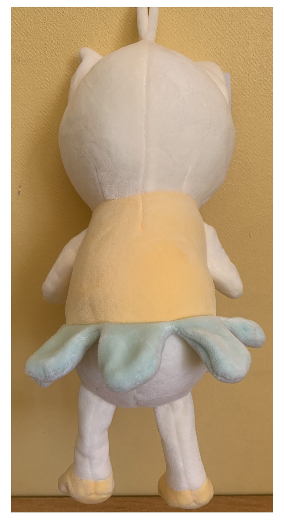 Peluche Gata Con Vestido Amarillo Kawaii De Felpa Suave 34cm